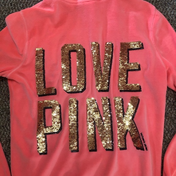 Beautiful pink velour zip up hoodie by VS - Picture 5 of 5